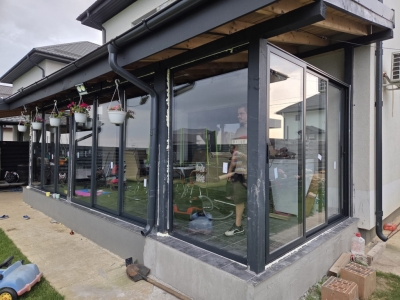 Poza Usi glisante 10